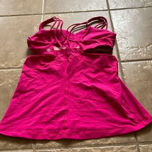 Size 8 lululemon cut out tank